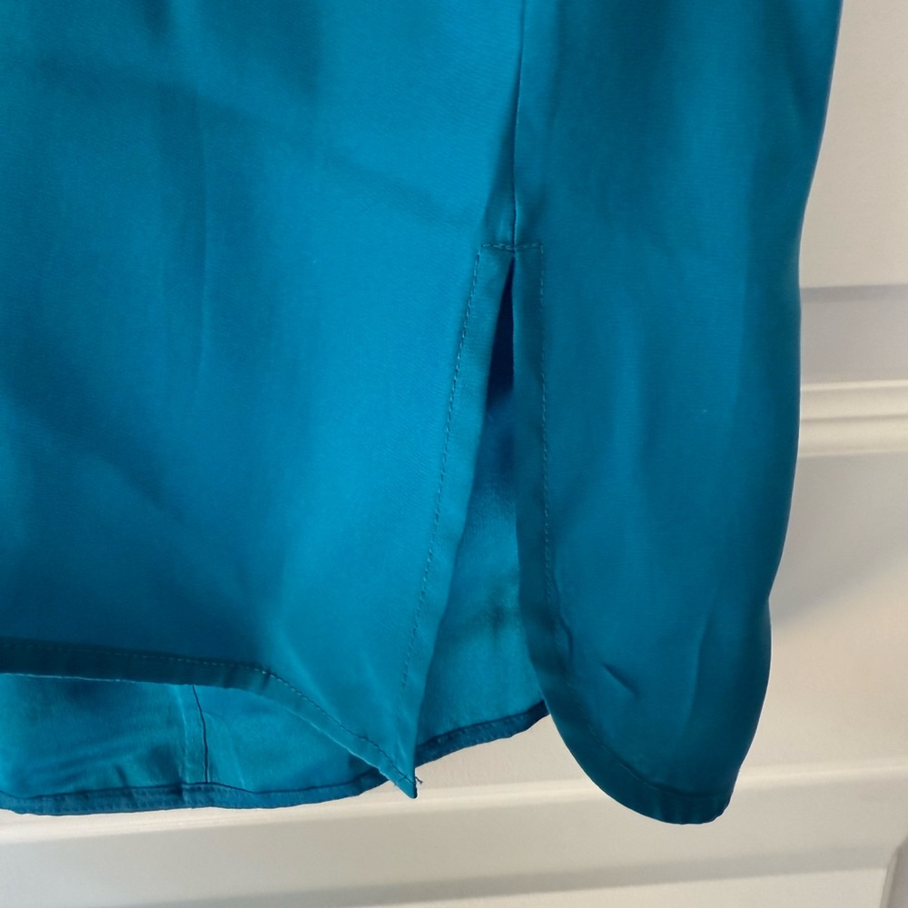 Vince Turquoise Silk Tank Top Blouse Size XXS - Picture 3 of 8
